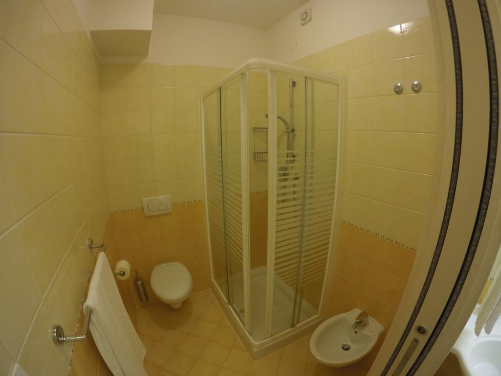Residence Zenith Caorle Bagian luar foto